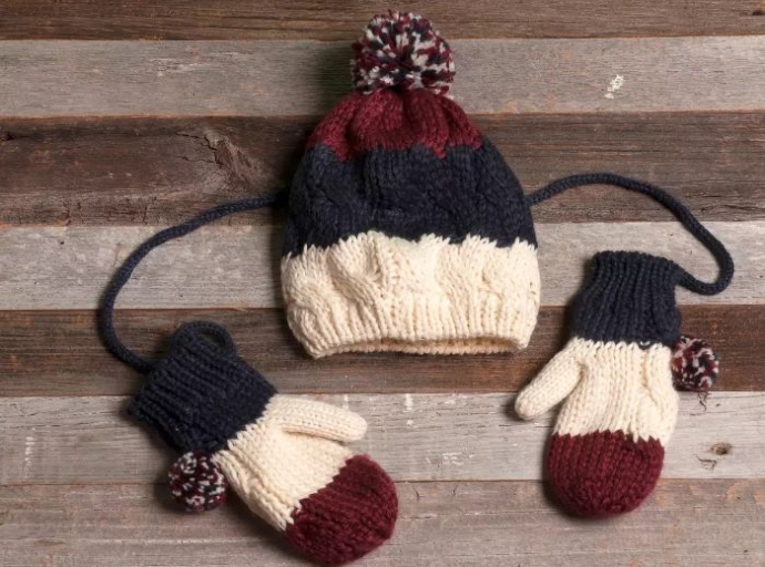 Woolen caps & accessories in India